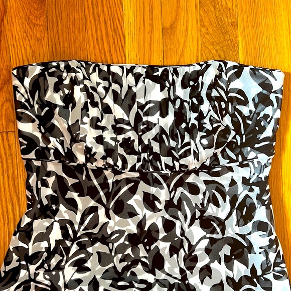 WHBM - Picture 2 of 8